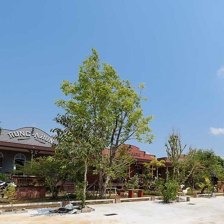 Cowboy Farm Resort Pattaya Ban Huai Yai Exterior foto